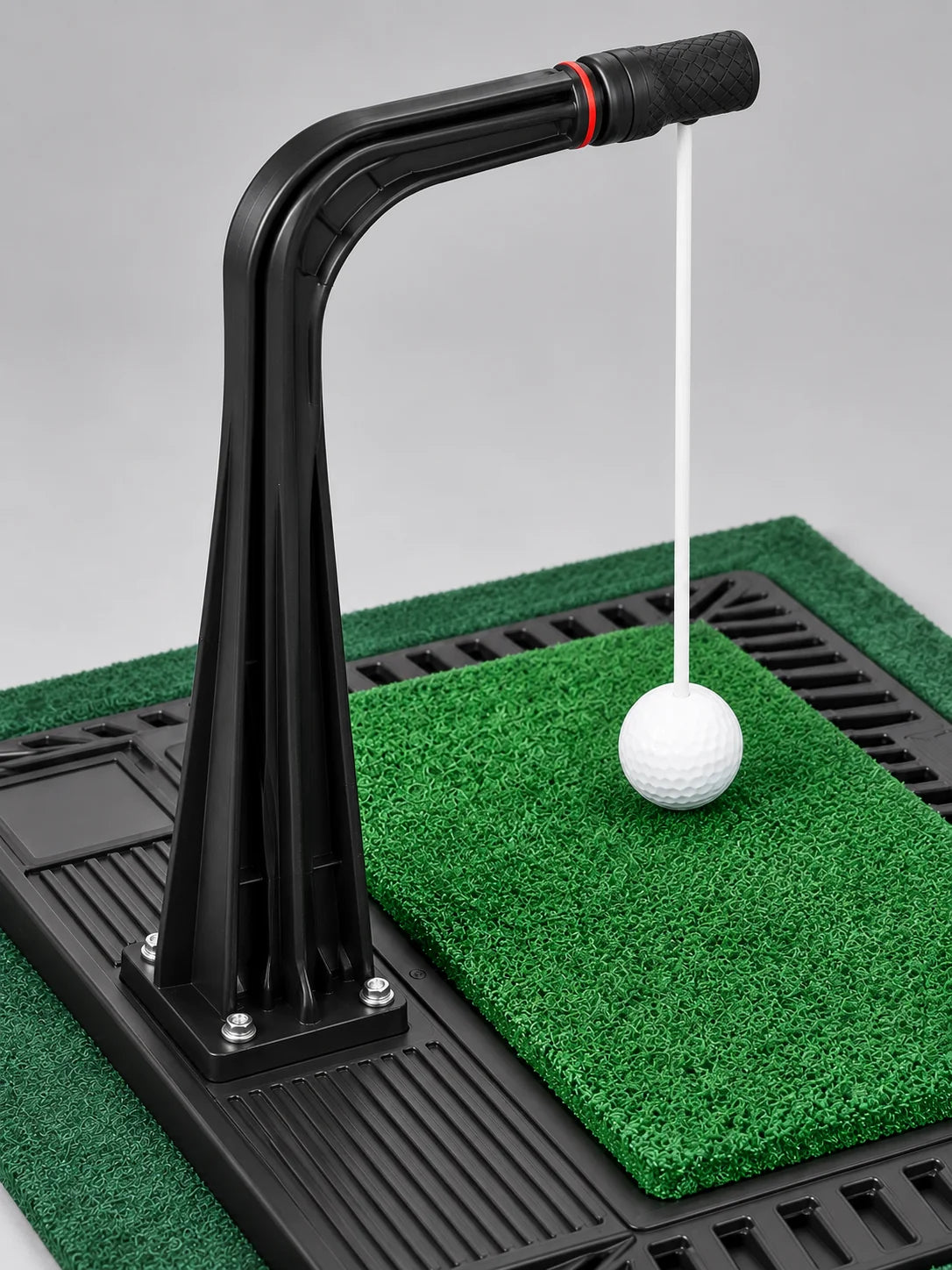 LoopShot™ - Indoor Golf Trainer